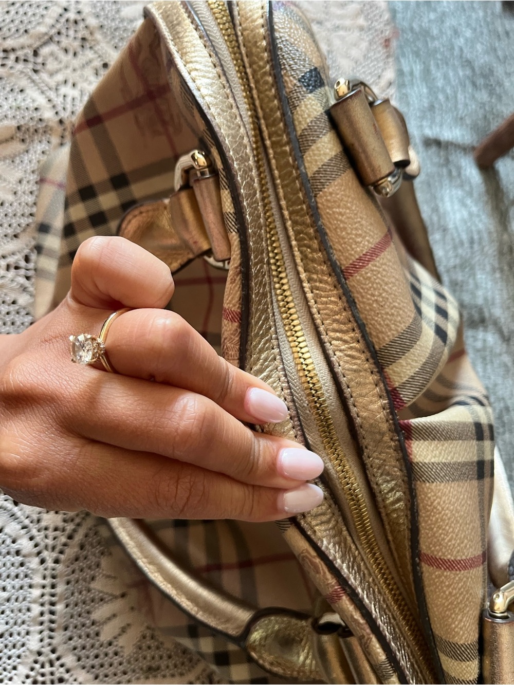 Burberry Purse - Picture 5 of 16